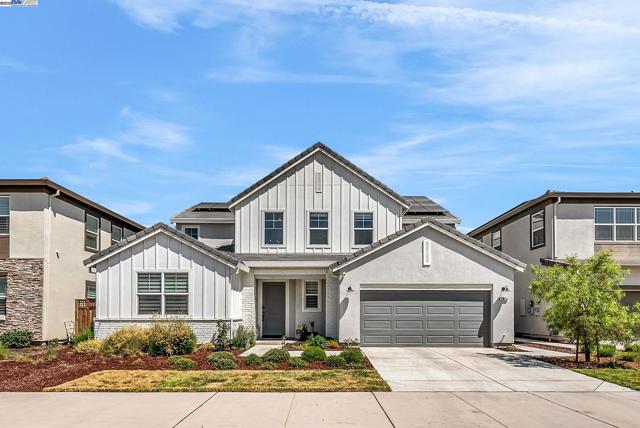 2859 Wylin Blvd, Lathrop CA: https://media.crmls.org/mediaz/80f6b180-4167-4724-89be-0e13b46aba3d.jpg