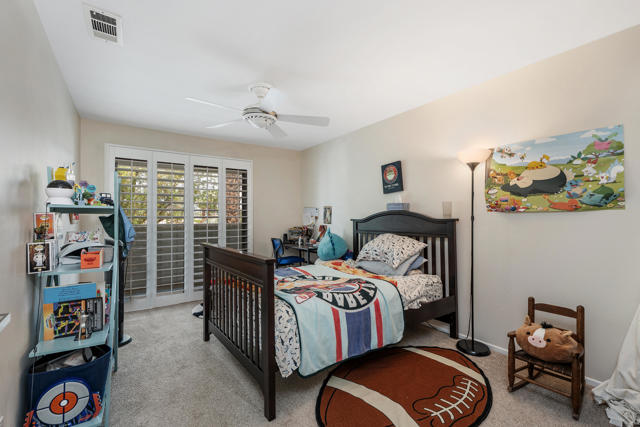 34324 Laura Way, Rancho Mirage CA: https://media.crmls.org/mediaz/80f7b808-8ee6-477e-b7c6-e343f4970cae.jpg