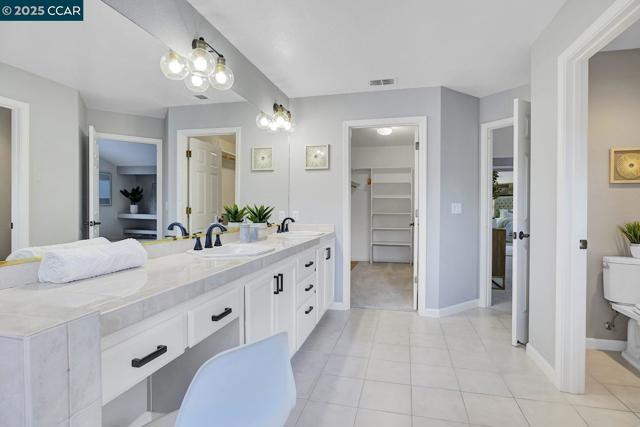 115 Shadewell Dr, Danville CA: https://media.crmls.org/mediaz/80f8ecec-9547-4903-86e6-8c3854551cd0.jpg