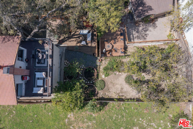 4713 Bedel Street, Woodland Hills CA: https://media.crmls.org/mediaz/80f931ba-082e-4a54-b1a5-164330859afa.jpg