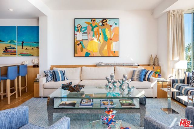 24380 Malibu Road, Malibu CA: https://media.crmls.org/mediaz/80f95209-eb76-4ec5-99d4-f96ff9312916.jpg