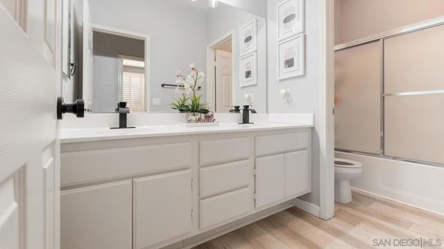 28371 Evening Star Dr, Menifee CA: https://media.crmls.org/mediaz/80f95553-92f3-4e40-b585-72527374e514.jpg