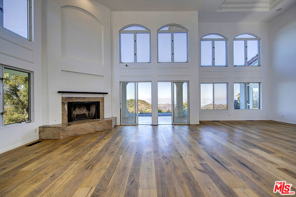 MLS #26867147 image #22