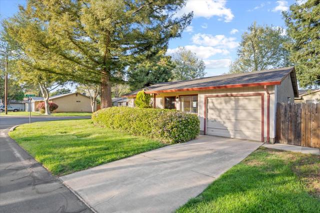 976 Jenooke Lane, Chico CA: https://media.crmls.org/mediaz/80fb1e5c-ab5e-4503-99c3-801477f7345e.jpg