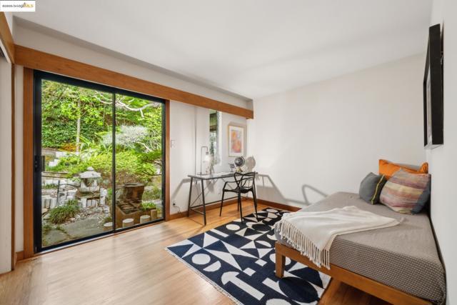 7046 Cutting Blvd, El Cerrito CA: https://media.crmls.org/mediaz/80fbe28a-d684-4b05-81cf-9e0aa386cdd4.jpg
