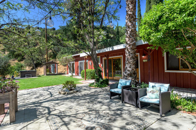 Detail Gallery Image 11 of 75 For 11461 Riverwood Dr, Sunland,  CA 91040 - 3 Beds | 2 Baths