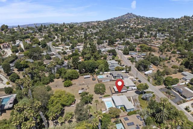 10705 Louisa Dr., La Mesa CA: https://media.crmls.org/mediaz/80fd01e1-6657-42f7-9217-b0b458579d58.jpg