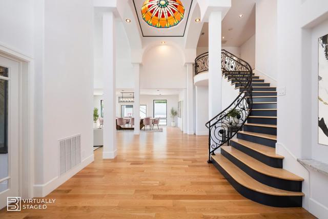 333 Raymundo Drive, Woodside CA: https://media.crmls.org/mediaz/80ffc480-7cee-4cc8-84a6-e1bfef507064.jpg