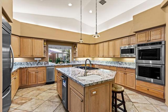 43920 Culebra Lane Lane, Bermuda Dunes CA: https://media.crmls.org/mediaz/81000188-db20-47ae-9812-18346369e10e.jpg