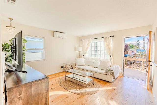 Detail Gallery Image 9 of 27 For 425 8th St, Imperial Beach,  CA 91932 - 3 Beds | 2 Baths