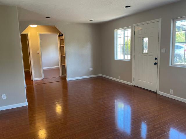 19 Jolley Way, Scotts Valley CA: https://media.crmls.org/mediaz/8101630e-6243-4858-b1d4-8a1620c9e506.jpg