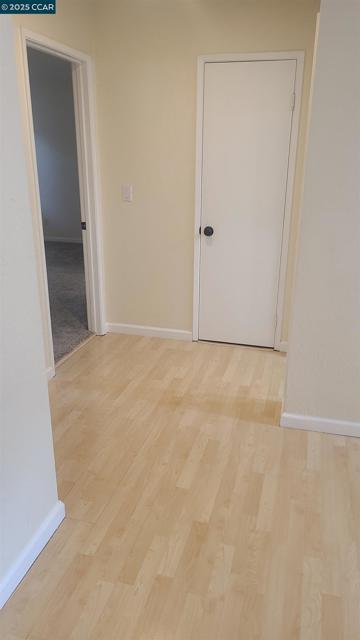 7977 Arcade Lake Ln, Citrus Heights CA: https://media.crmls.org/mediaz/8102393e-840e-4660-b86b-2dea3a114919.jpg