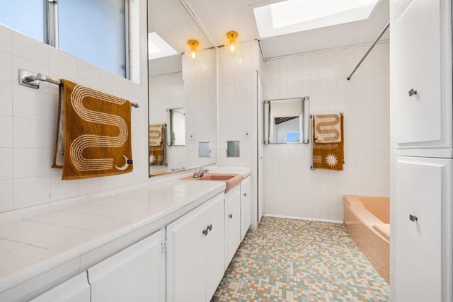 7648 Araby Avenue, 29 Palms CA: https://media.crmls.org/mediaz/81038d5e-4bf2-41fe-9284-11c8f160760d.jpg