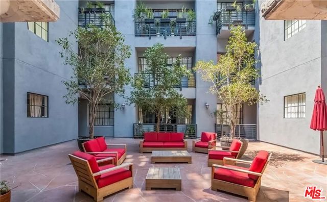 Image 17 of 25 For 420 San Pedro Street 224