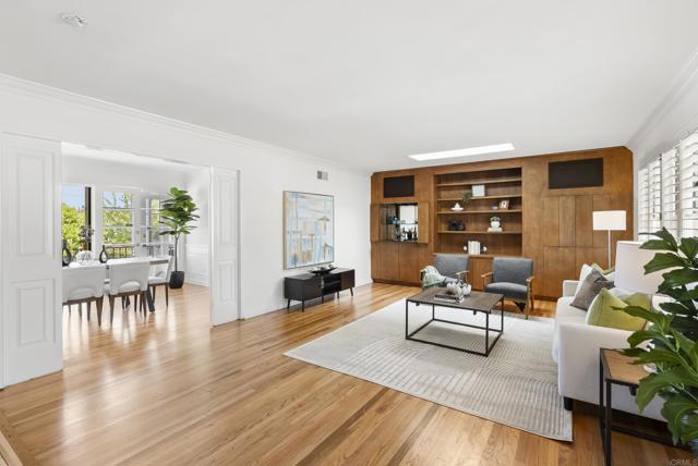 1451 Savoy Circle, San Diego CA: https://media.crmls.org/mediaz/8105e681-cbce-4063-9b8f-0b217f75b7c8.jpg