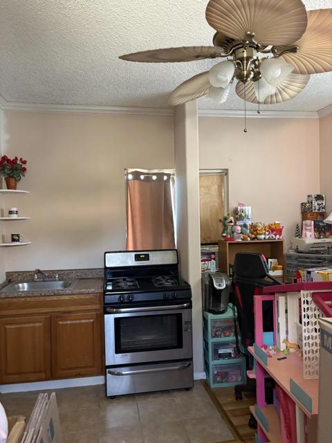 7848 Elm Street, San Bernardino CA: https://media.crmls.org/mediaz/8106d606-fdab-44c2-a098-436e8e011af8.jpg