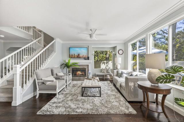 11225 Corte Isabelino, San Diego CA: https://media.crmls.org/mediaz/81072acf-e4bc-48e5-9dfc-7ff2ef98414b.jpg