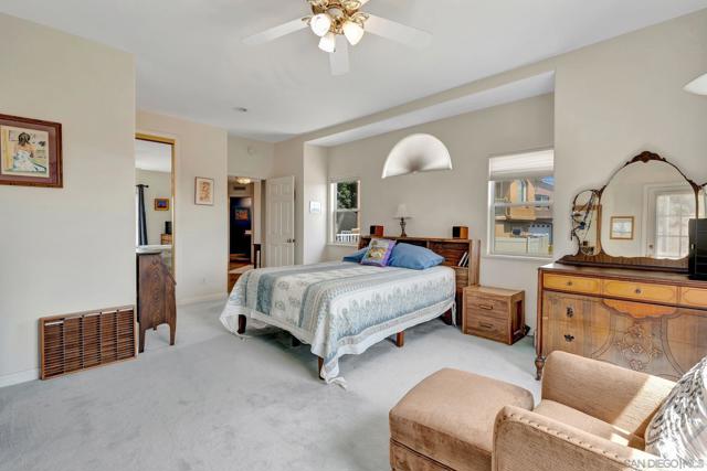 2106 Zachary Gln, Escondido CA: https://media.crmls.org/mediaz/81079efc-8c11-4ba6-8d1e-b385a55f7574.jpg