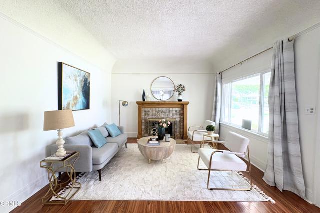 1255 N Dominion Avenue, Pasadena CA: https://media.crmls.org/mediaz/810837ee-e5fc-46f0-8ede-f19936db6375.jpg