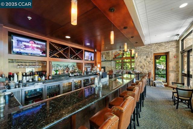 1256 Skycrest Dr, Walnut Creek CA: https://media.crmls.org/mediaz/8108f993-7ab4-498a-80d0-a8af9db26133.jpg