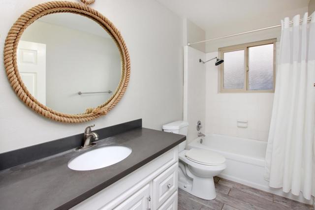 217 Valencia Avenue, Aptos CA: https://media.crmls.org/mediaz/81090723-b195-4efb-b106-bda0098435e2.jpg