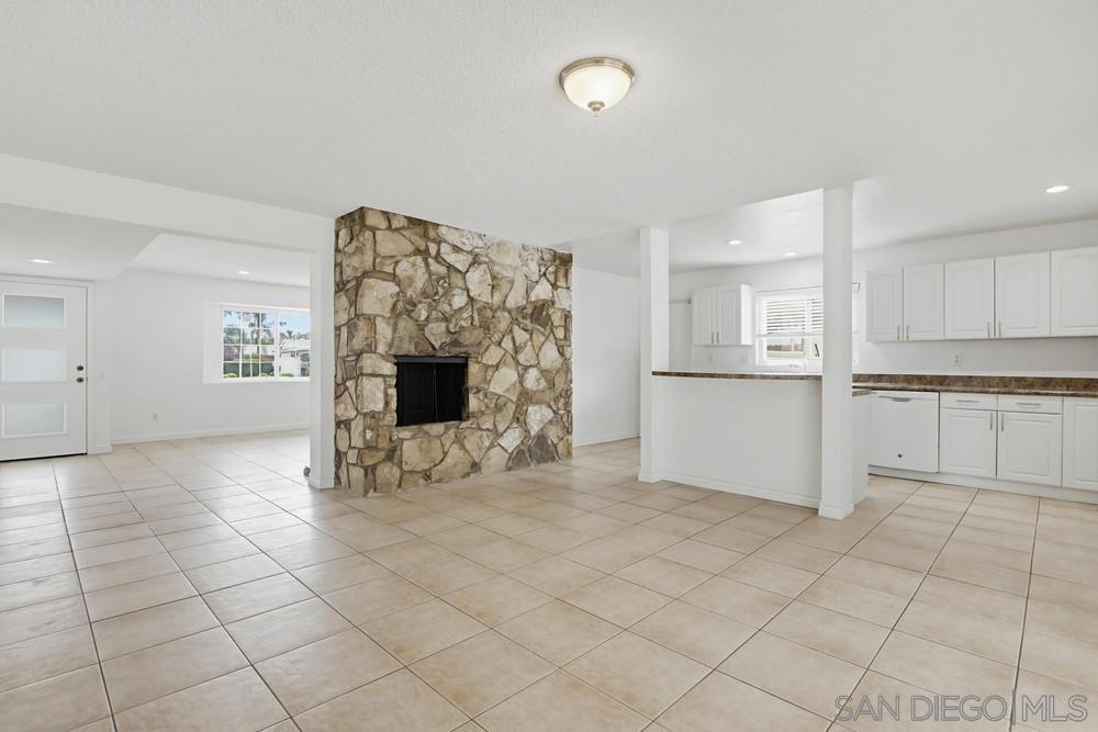 12838 Montauk St - photo 9
