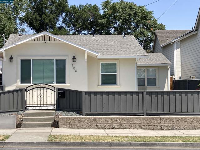 106 W 10Th St, Antioch CA: https://media.crmls.org/mediaz/81096ad5-fce2-456f-b2a8-53d2be1327c4.jpg