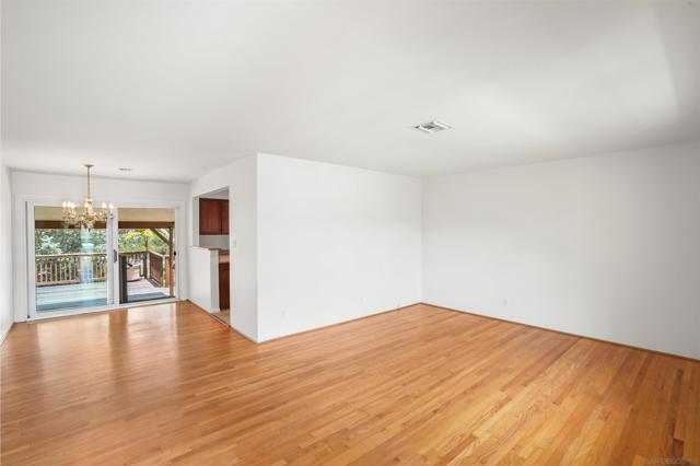 4833 Atlanta Dr., San Diego CA: https://media.crmls.org/mediaz/8109eb93-640c-43b1-976a-6a2a555f72af.jpg