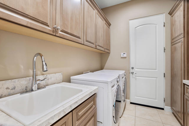 5 Bed Home for Sale in Palm Desert, California