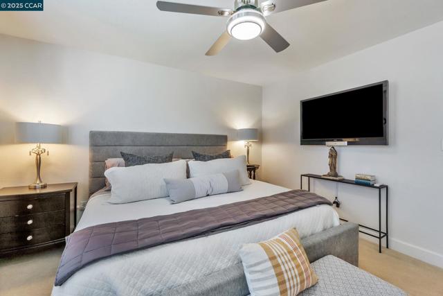 4467 Terra Granada Dr, Walnut Creek CA: https://media.crmls.org/mediaz/810b1522-9ae5-437a-aaaa-432bc49a0aa6.jpg