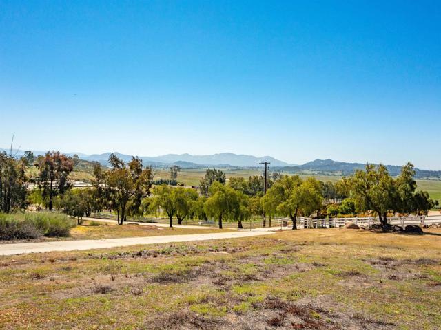 Detail Gallery Image 14 of 42 For 18405 Rangeland Rd, Ramona,  CA 92065 - – Beds | – Baths