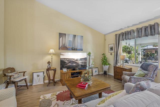 395 Pismo Bay Court, Oceanside CA: https://media.crmls.org/mediaz/810d38d5-c7e9-4318-b91e-4b9de06bf290.jpg