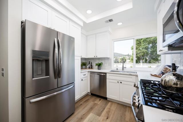 17636 Azucar Way, San Diego CA: https://media.crmls.org/mediaz/810dbaa3-a34c-4898-a991-e2cf719c22cb.jpg
