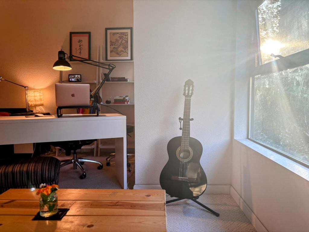 https://media.crmls.org/mediaz/810f9913-3f88-4e61-a317-18fdcb6cb0a7.jpg?preset=X-Large