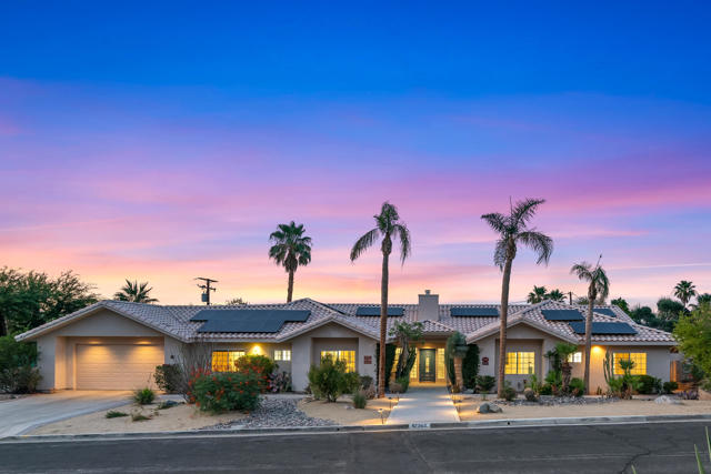 67980 Foothill Road, Cathedral City CA: https://media.crmls.org/mediaz/8111380f-d922-4525-a203-45ff34b485cc.jpg