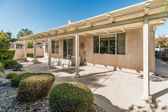 Detail Gallery Image 8 of 56 For 28571 Coolwater Ct, Menifee,  CA 92584 - 2 Beds | 2/1 Baths