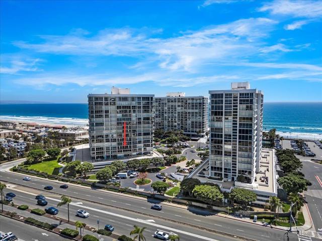 1820 Avenida Del Mundo, Coronado CA: https://media.crmls.org/mediaz/811235a4-ccb9-42ae-8f8e-cef16973d99e.jpg