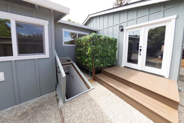 1992 De La Pena Avenue, Santa Clara CA: https://media.crmls.org/mediaz/81125014-8b93-44db-878e-d2815f32a2a6.jpg