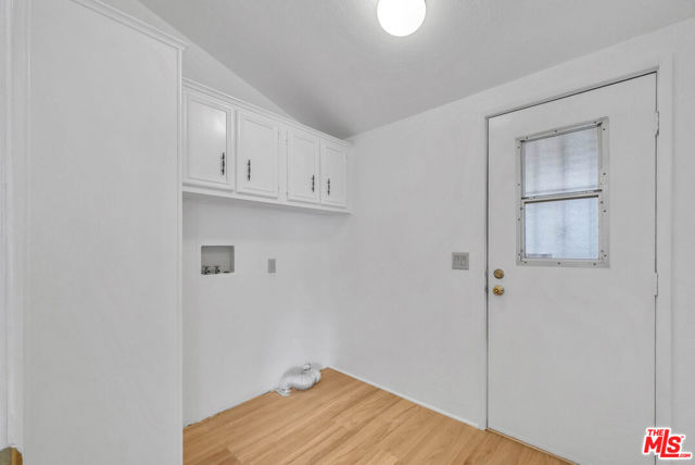 235 S Beach Boulevard, Anaheim CA: https://media.crmls.org/mediaz/81125e33-9c8d-4816-bbfd-d90e63068d73.jpg