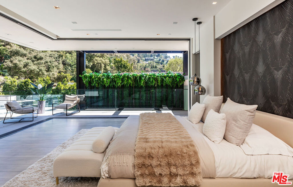 MLS #25520733 img 16