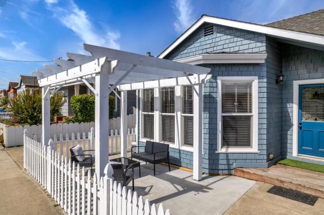 3710 Smith Street, Union City CA: https://media.crmls.org/mediaz/811418b7-f0fe-4e12-98a4-6c76935ceb0c.jpg