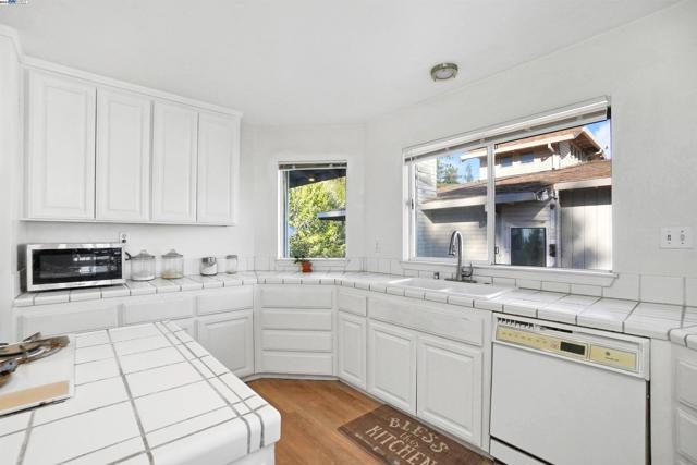 Image 9 of 53 For 2745 Butters Drive