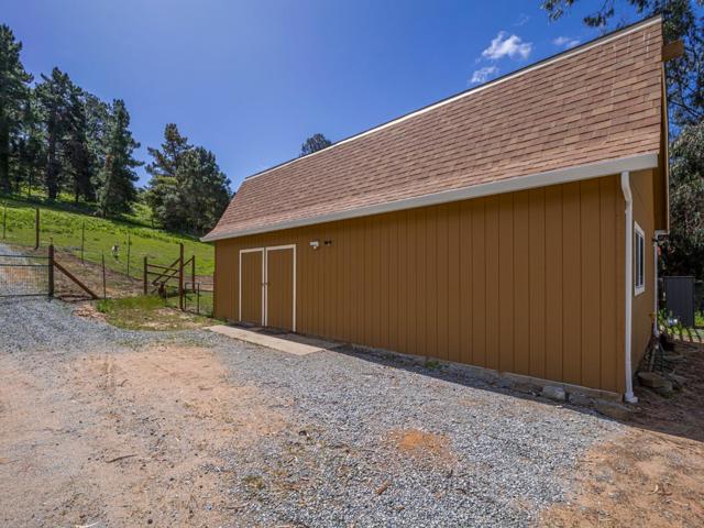 20150 Tarawild Court, Prunedale CA: https://media.crmls.org/mediaz/8116053c-da3f-49b8-9b26-59729d240605.jpg