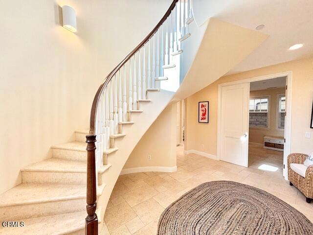 117 Glendale Avenue, Oxnard CA: https://media.crmls.org/mediaz/81166f5d-3134-4de1-b63a-1e8962358eb7.jpg