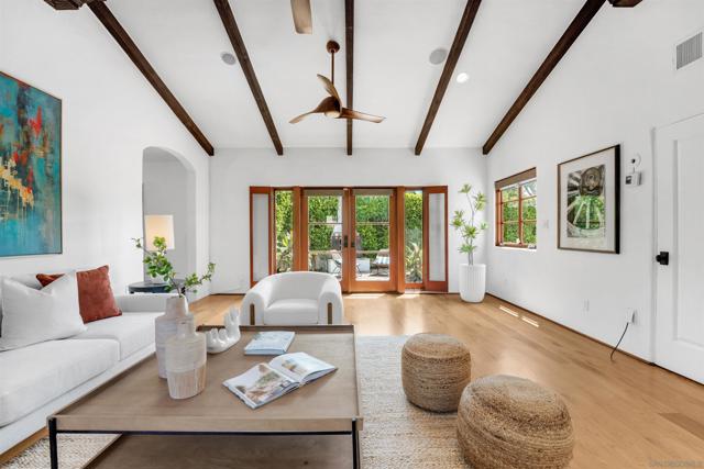 4435 Conde Pl, San Diego CA: https://media.crmls.org/mediaz/81167ac9-f45b-4530-b0b5-30c3992ba3d8.jpg