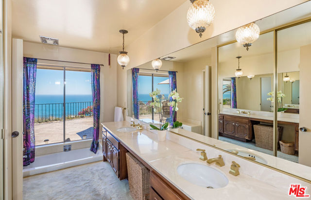 18222 Coastline Drive photo 6