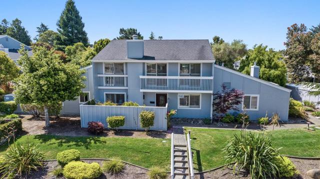 1582 Dolphin Drive, Aptos CA: https://media.crmls.org/mediaz/81184cfc-2f94-49d3-8c9b-33dd5f8156b5.jpg