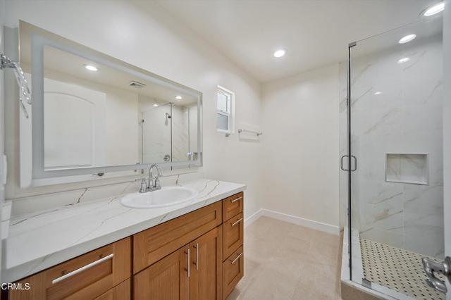 838 Highland Avenue, Glendale CA: https://media.crmls.org/mediaz/8118f488-9e2d-485a-81e9-0193a214b6d5.jpg