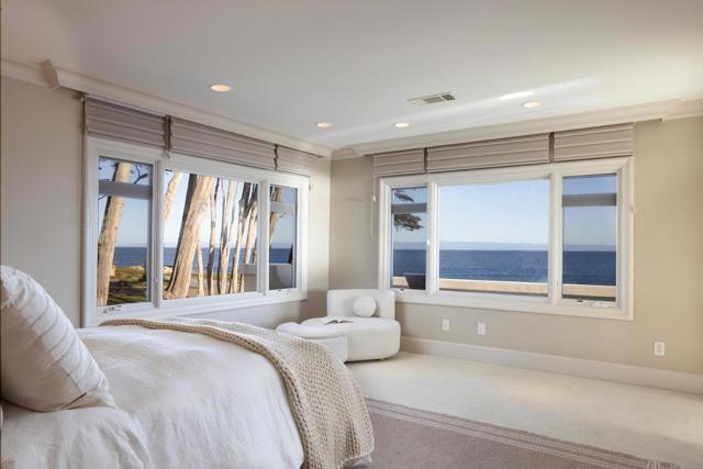 1051 Ocean View Boulevard, Pacific Grove CA: https://media.crmls.org/mediaz/8119082b-efa8-4490-b1ee-17988876c45a.jpg