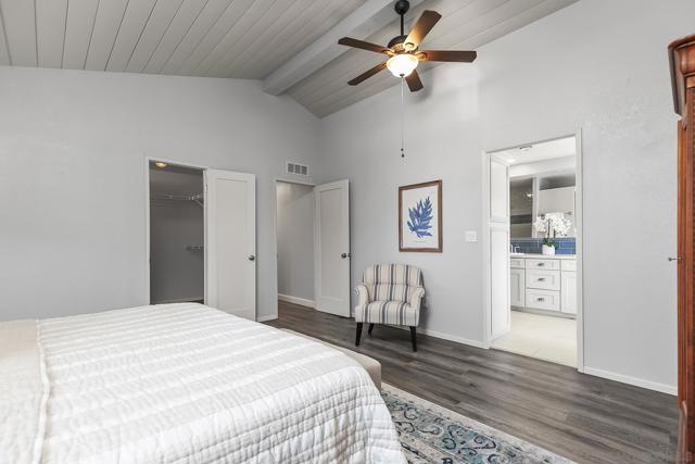 5188 Weymouth Way, Oceanside CA: https://media.crmls.org/mediaz/811a2e1e-663e-4397-b261-727c5e91d279.jpg